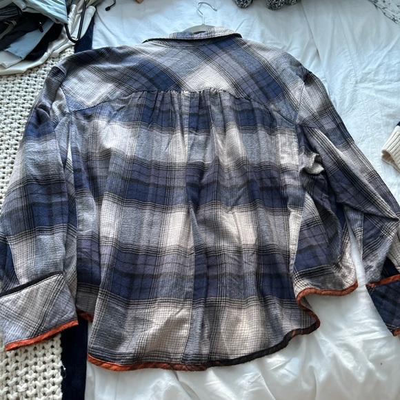 Urban outfitters BDG soft flannel - Picture 3 of 3
